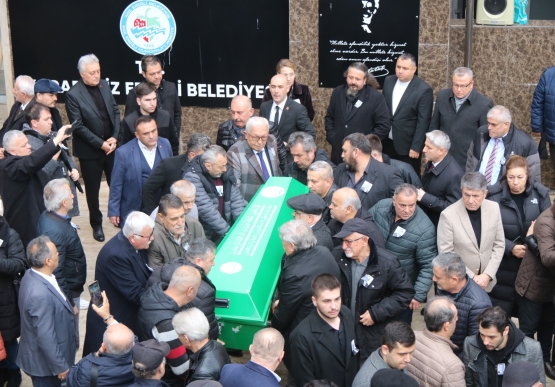 Sertan Ocakcı İçin Belediye Önünde Tören Düzenlendi