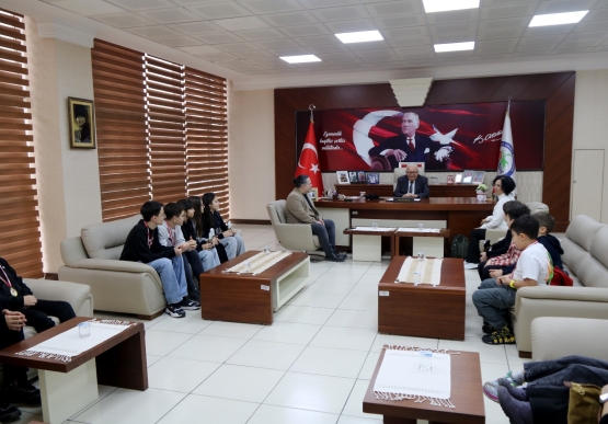 Briç Sporcularından Başkan Posbıyık’a Ziyaret