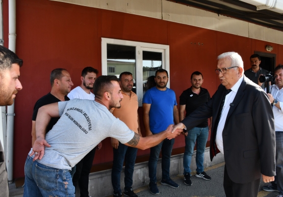 Başkan Posbıyık, Şantiye Personelini Ziyaret Etti