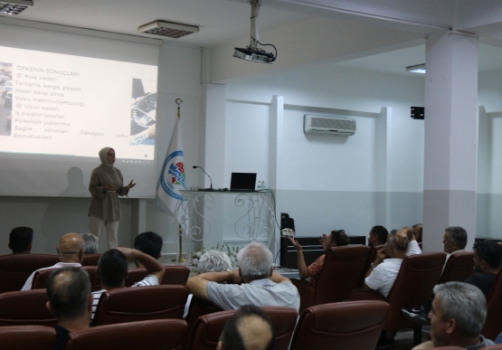 Halk Otobüsü Şoförlerine ‘Öfke Kontrolü’ Semineri Verildi