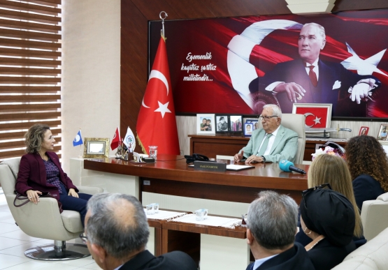 Chp Yönetimi, Başkan Posbıyık’ı Ziyaret Etti