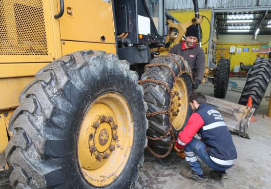 Zincirler Takıldı, Ekipler Hazır!
