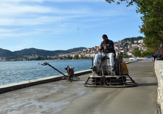 Kdz. Ereğli Belediyesi, Sahil Ve Plajda Çalışmalarını Sürdürüyor