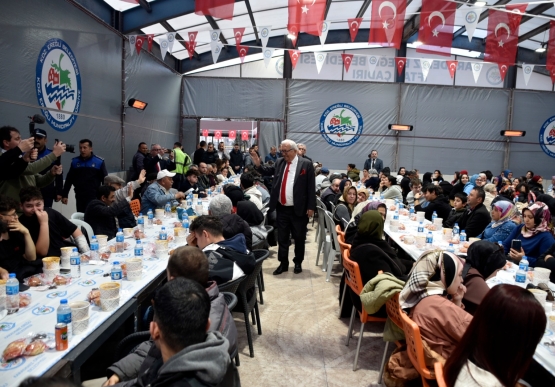 Kdz. Ereğli Belediyesi’nin İftar Sofrası, Birlik Beraberlik Masası Oldu