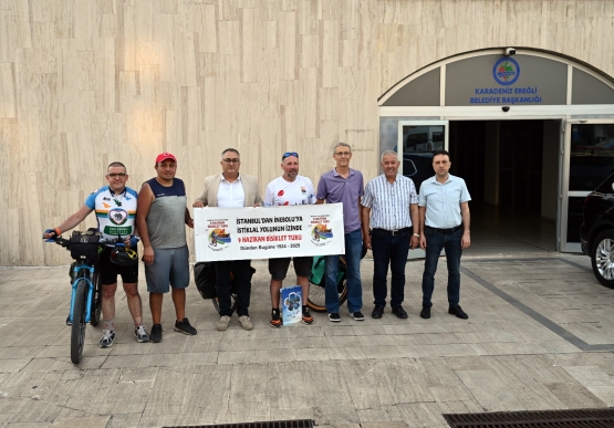 İnebolu’ya Pedal Çeviren Bisikletçiler, Kdz. Ereğli Belediyesi’ni Ziyaret Etti