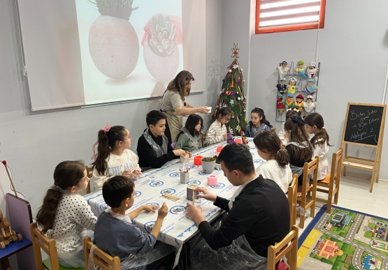 Beton Saksı Yapımı Ve Bitki Süsleme Atölyesi Yeniden Düzenlendi