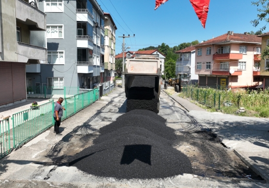 Kdz. Ereğli’de Asfalt Seferberliği Sürüyor