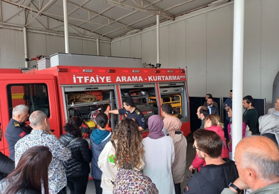 İtfaiye, Öğretmenlere Yangın Eğitimi Kursu Veriyor