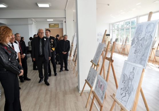 Akm’de Atatürk Konulu Resim Sergileri Açıldı