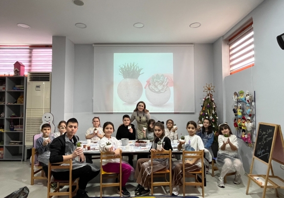 Beton Saksı Yapımı Ve Bitki Süsleme Atölyesi Yeniden Düzenlendi