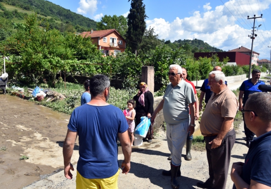 Başkan Halil Posbıyık, Sel Bölgesinde İncelemelerde Bulundu