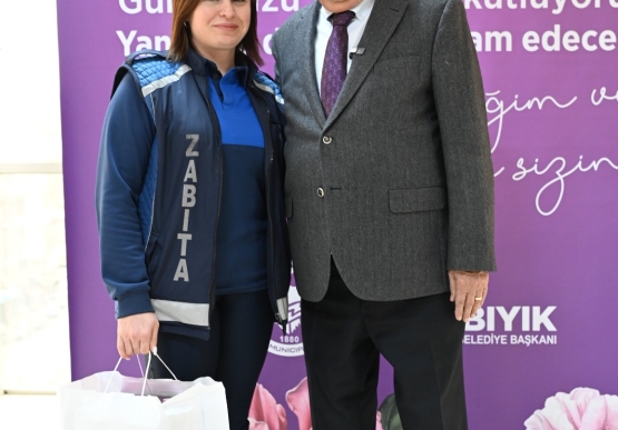 Başkan Posbıyık’tan Kadınlara 8 Mart Sürprizi