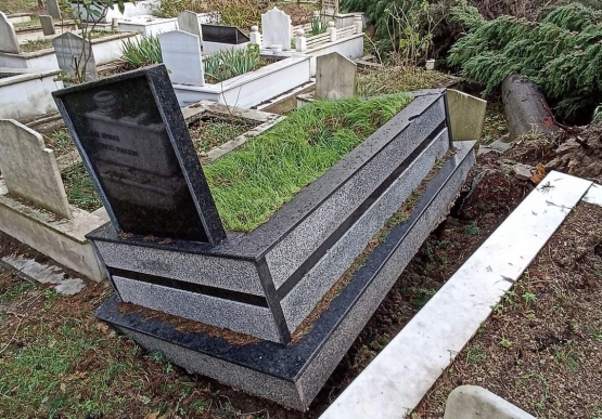 Kdz. Ereğli’de, Fırtınada Hasar Gören Mezarların Tespitleri Yapılıyor