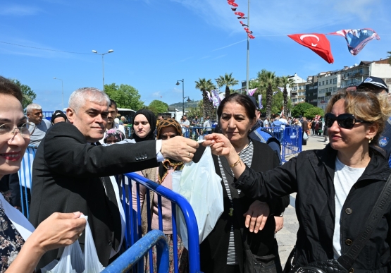 Kdz. Ereğli Belediyesi, 350 Bin Ata Tohumu Fidesini Halka Ücretsiz Dağıttı
