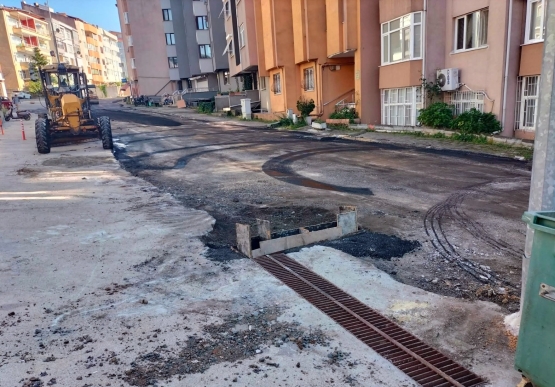 Süleymanlar’da Menfez Temizlendi, Kanalizasyon Hatları Yenilendi