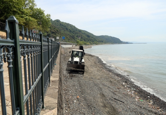 Belediye Plajları Sezona Hazırlanıyor