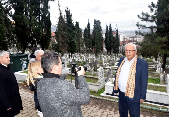 Başkan Posbıyık, Mezarlıklardaki Onarımları Yakından Takip Ediyor