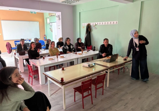 Kdz. Ereğli Belediye Kreşi Velilerine Eğitim Verildi