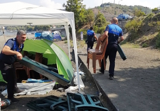 Merve Altı Plajı’nda Çadır Ve Baraka İşgalleri Kaldırıldı