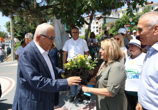 Tarihi Akkuyu Meydanı, Deniz Kızı Heykeli Ve El Ürünleri Pazarı Açıldı