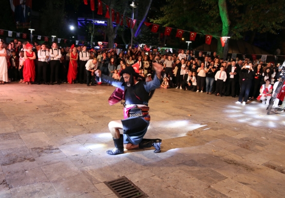 Cumhuriyet Balosu, Kdz. Ereğli’de Halkla Buluştu