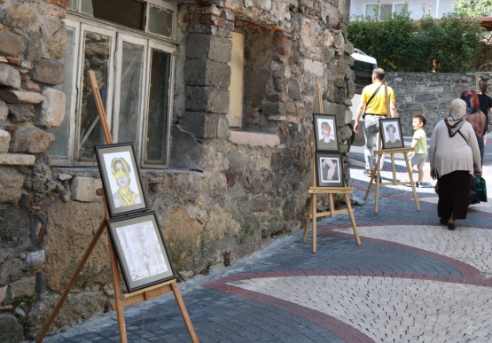 Tarihi Akkuyu Meydanı, Deniz Kızı Heykeli Ve El Ürünleri Pazarı Açıldı