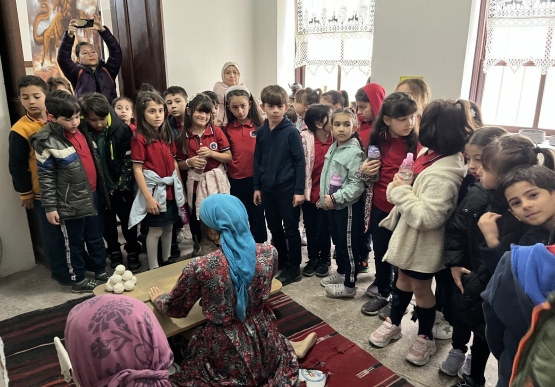 İlkokul Öğrencilerinden Kent Müzesi’ne Anlamlı Ziyaret