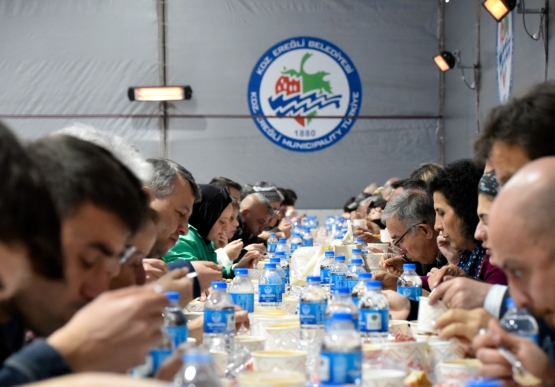 Kdz. Ereğli Belediyesi’nin İftar Sofrası, Birlik Beraberlik Masası Oldu