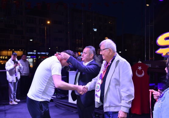 Şampiyon Takım Ve Ereğli Halkı, Kıraç Konseriyle Coştu