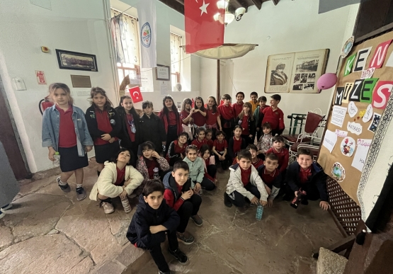 İlkokul Öğrencilerinden Kent Müzesi’ne Anlamlı Ziyaret