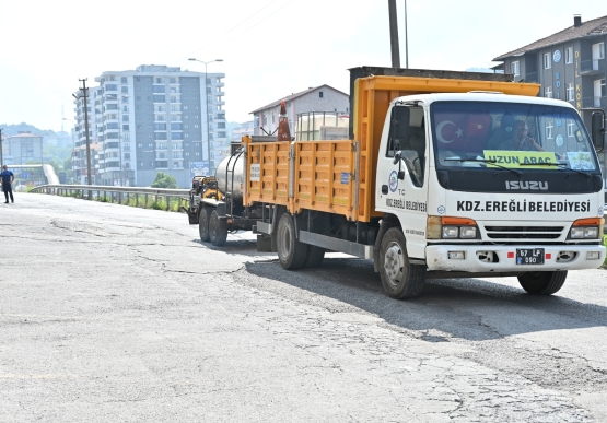 200 Milyon Liralık Asfalt Yatırımı Kepez Bölgesi'nde Devam Ediyor