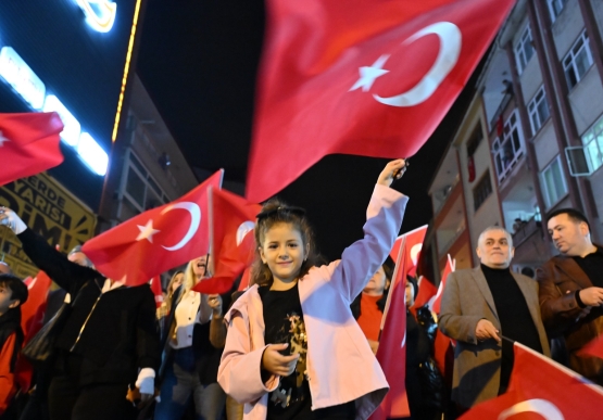 Kdz. Ereğli’de Cumhuriyet Coşkusu Sokaklara Sığmadı!