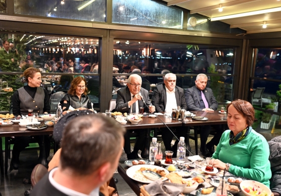 Chp, Ak Parti Ve İyi Parti Meclis Üyeleri Başkan Posbıyık’ın İftarında Buluştu