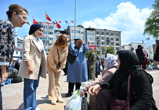 Kdz. Ereğli Belediyesi, 350 Bin Ata Tohumu Fidesini Halka Ücretsiz Dağıttı