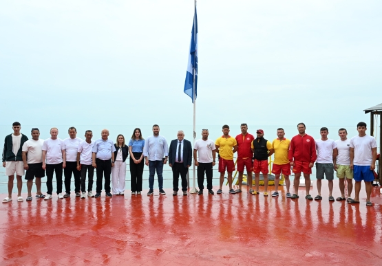 Zonguldak Plajlarının Tek Mavi Bayrağı, Kdz. Ereğli’de Göndere Çekildi