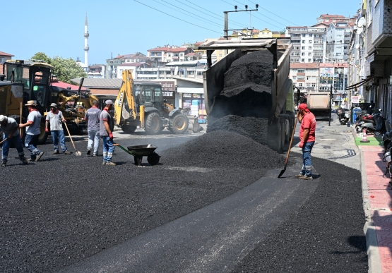Kdz. Ereğli Belediyesi Son Sürat Asfaltlıyor!