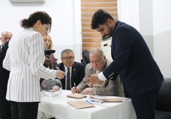 Trafik Çözümü İçin: İlgili Bakanlıkların Çevre Yolu Ve Dolgu Alanlarını Yapması Şart!