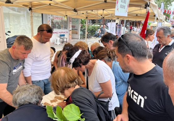 Kdz. Ereğli Belediyesi’nin Ata Tohumları İzmir’de Yoğun İlgi Gördü