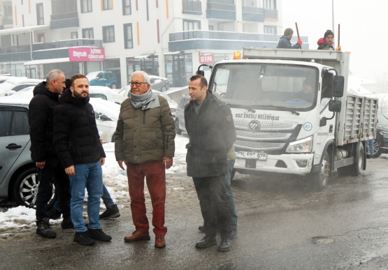 Başkan Posbıyık, Karla Mücadele Çalışmalarını Sahada Denetledi