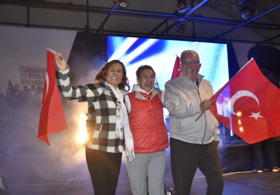 Cumhuriyetin Kalesi Kdz. Ereğli’de, On Binler Sokaktaydı