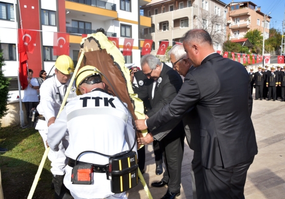 Başkan Posbıyık, Uzun Mehmet’i Anma Ve Kömür Günü’nde, ‘Ttk’ya Yeni İşçi Alınmalı’ Çağrısında Bulundu