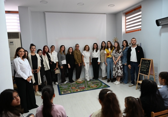Kız Çocukları İlham Veren Kadınlarla Buluştu