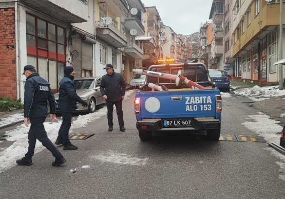 Kdz. Ereğli’de Kaldırım İşgallerine Karşı Temizlik Sürüyor