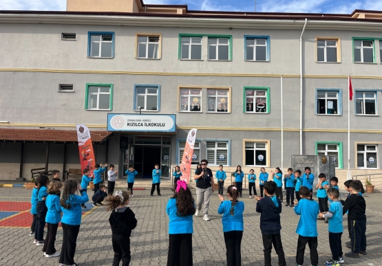 Kdz. Ereğli Belediyesi Oyuncak Müzesi İle İlçe Jandarma Komutanlığı’ndan Dünya Çocuk Hakları Günü’nde Anlamlı Buluşma