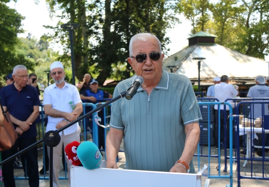 Kdz. Ereğli Belediyesi, Binlerce Aşure Dağıttı