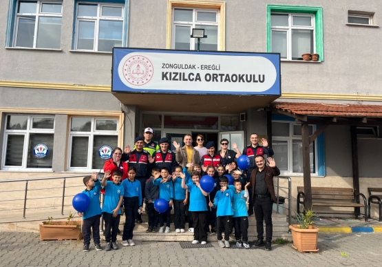 Kdz. Ereğli Belediyesi Oyuncak Müzesi İle İlçe Jandarma Komutanlığı’ndan Dünya Çocuk Hakları Günü’nde Anlamlı Buluşma