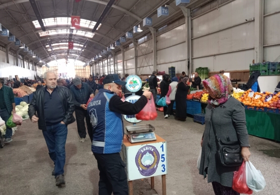 Kdz. Ereğli’de Pazar Poşetlerini Birde Zabıta Tartıyor