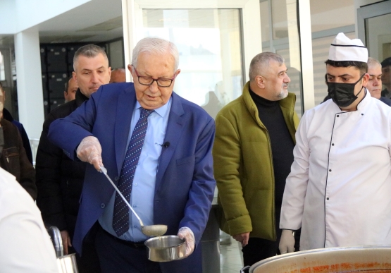 Kdz. Ereğli Belediyesi, Sıcak Yemekle Halkın Sofrasında