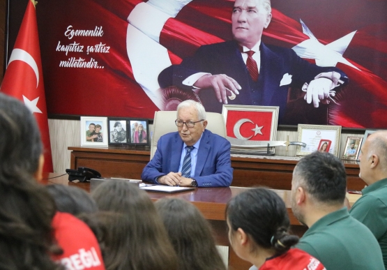 Şampiyon Basketçilerden Ziyaret