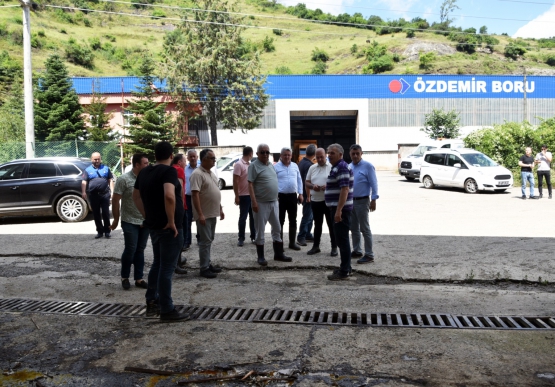 Başkan Halil Posbıyık, Sel Bölgesinde İncelemelerde Bulundu